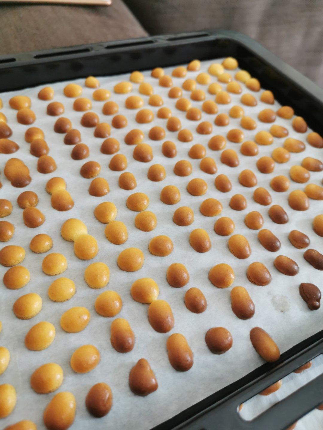 入口即化的无添加蛋黄溶豆