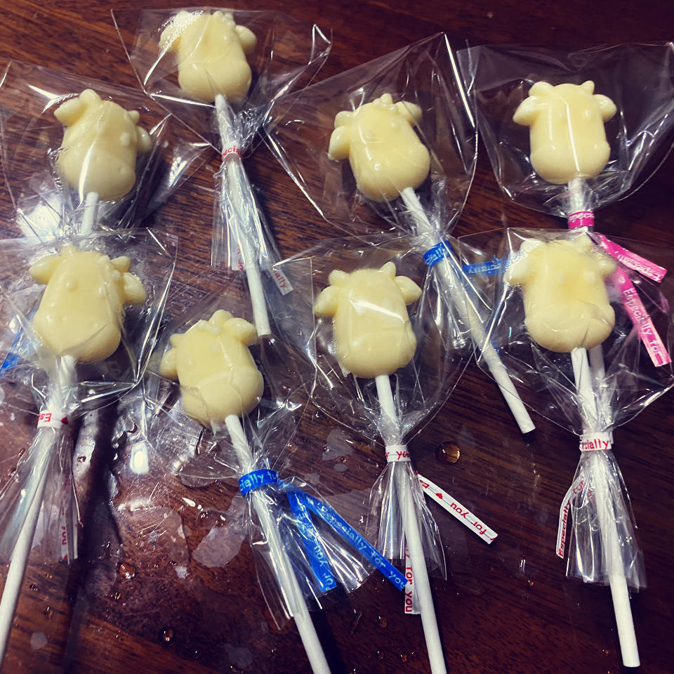 奶酪棒（秒杀市面上的妙可蓝多、女儿每天至少吃两支）