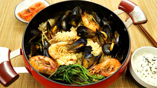 韩式辣炖海鲜汤的做法
