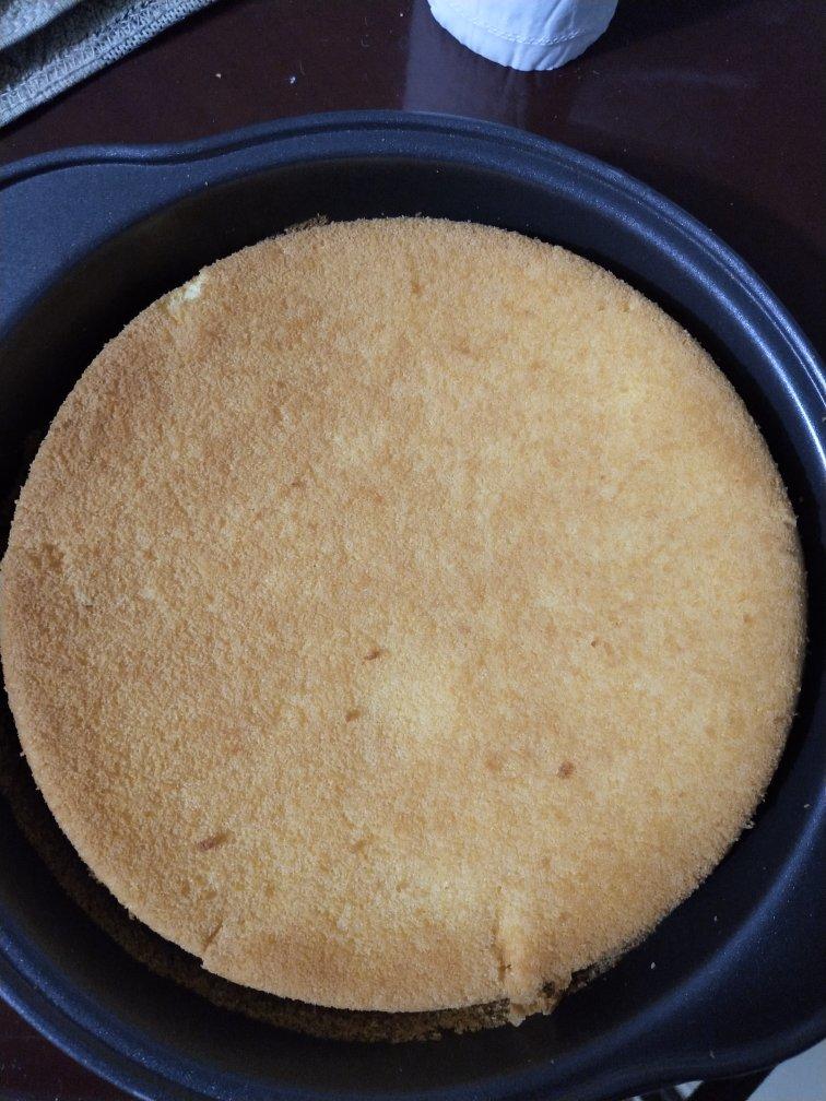 烤箱做蛋糕（戚风蛋糕的做法）