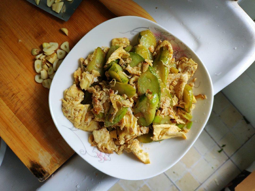丝瓜炒鸡蛋
