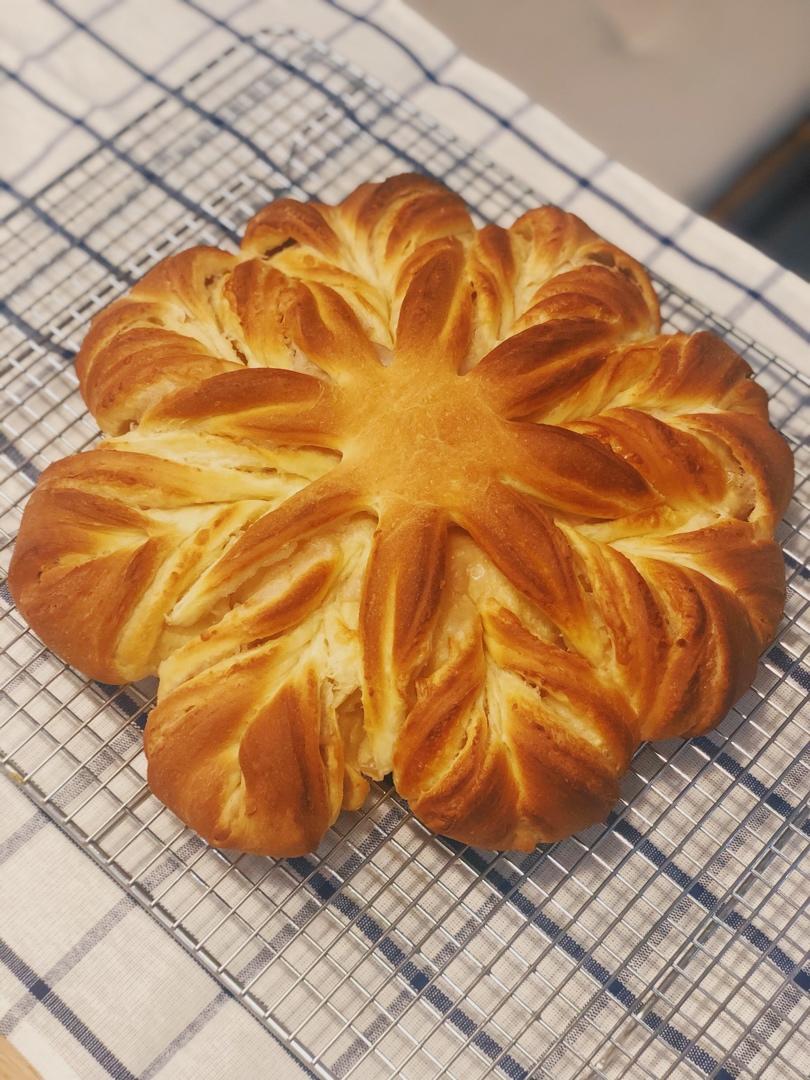 花型豆沙面包🌸