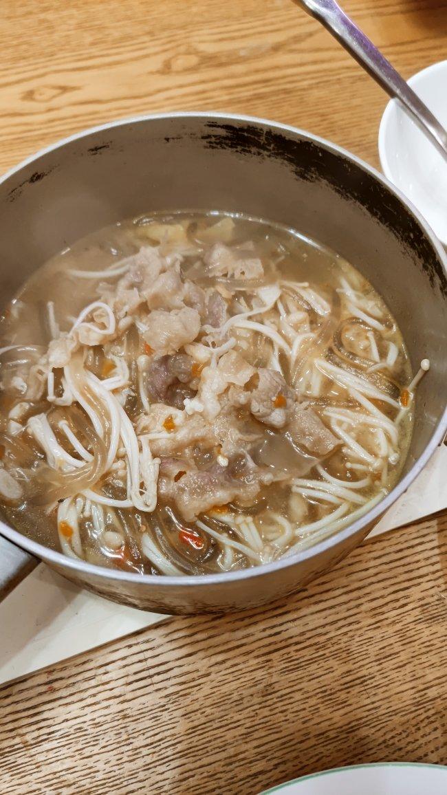 酸汤肥牛