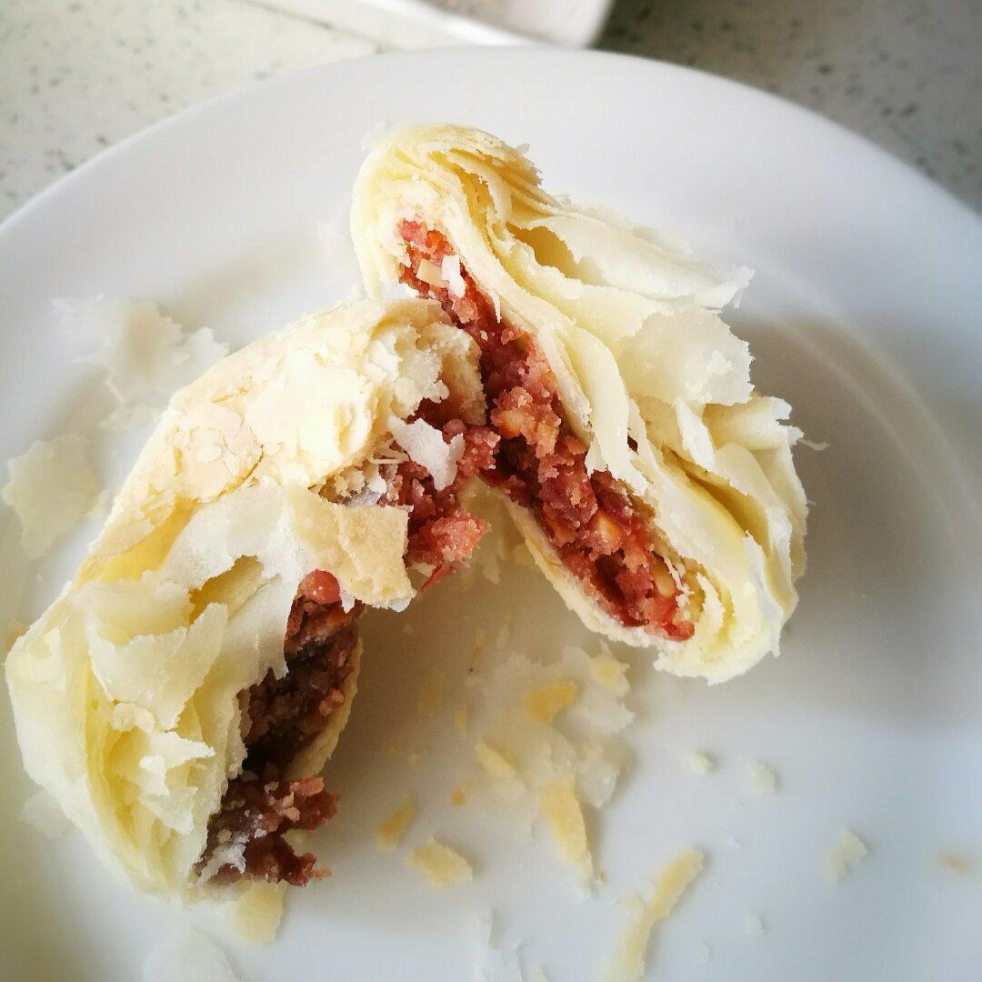 薄如蝉翼的中式酥皮——玫瑰鲜花饼