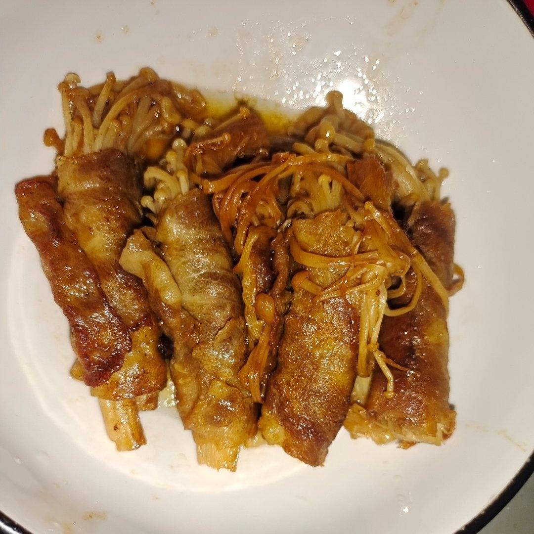 【金针菇肥牛卷】