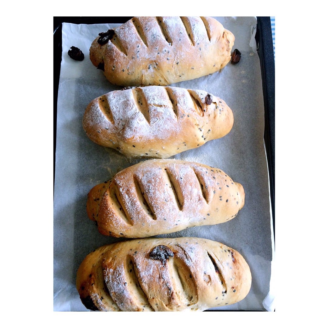 全麦红糖桂圆软欧包