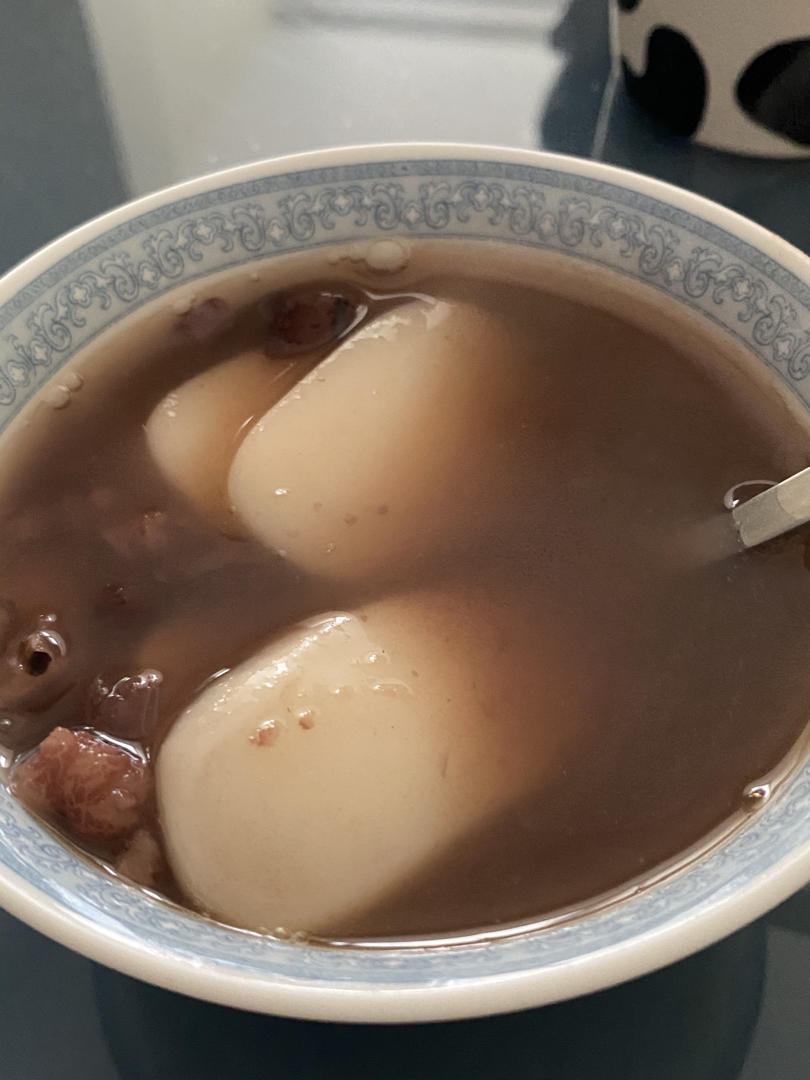 红豆沙年糕汤@小丸子奶奶煮给小丸子吃的年糕汤