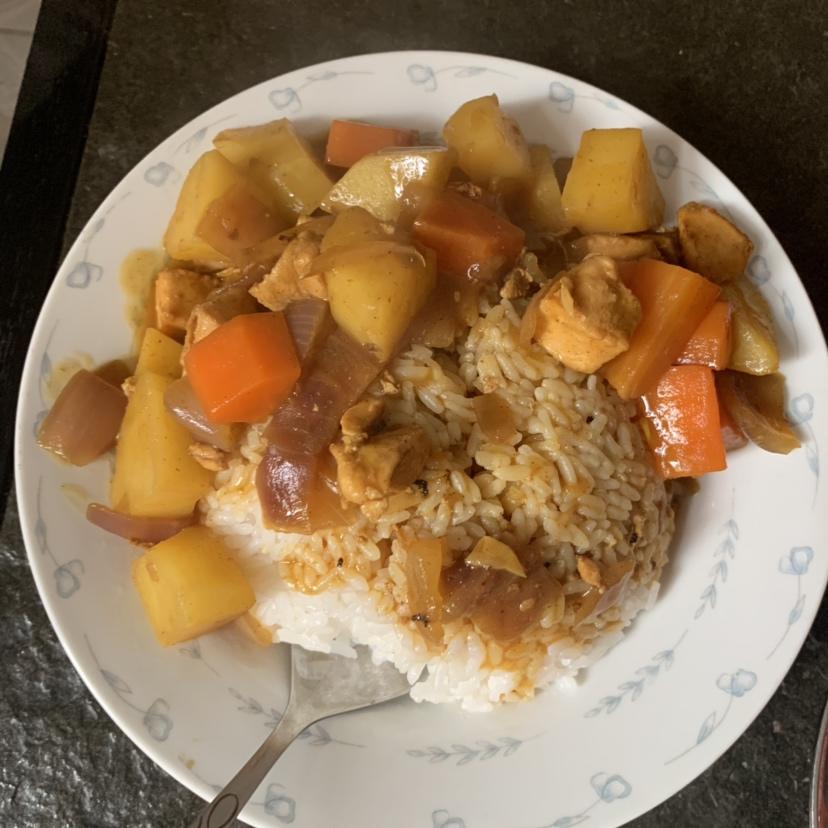 咖喱鸡肉饭