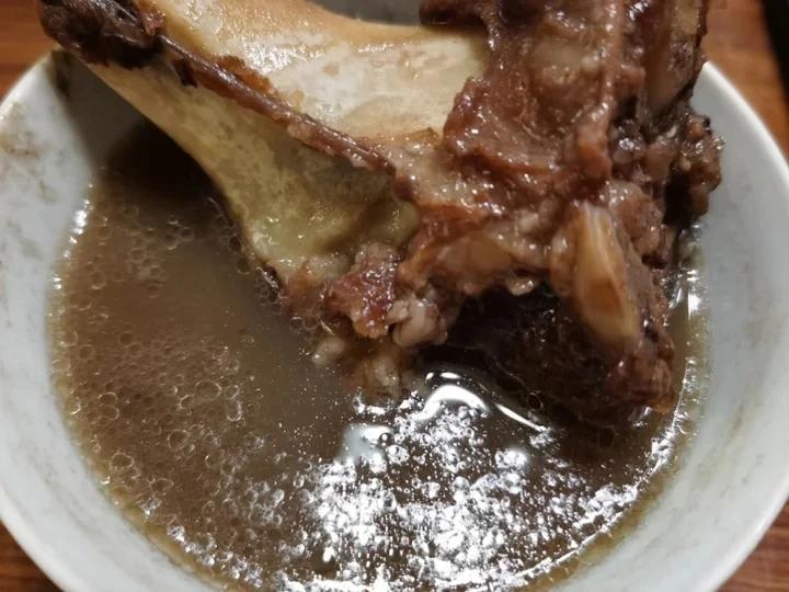 靓汤/健脾理气祛湿/陈皮花生眉豆牛骨汤