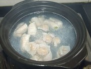 鱼饺鱼册粉丝汤的做法 步骤3