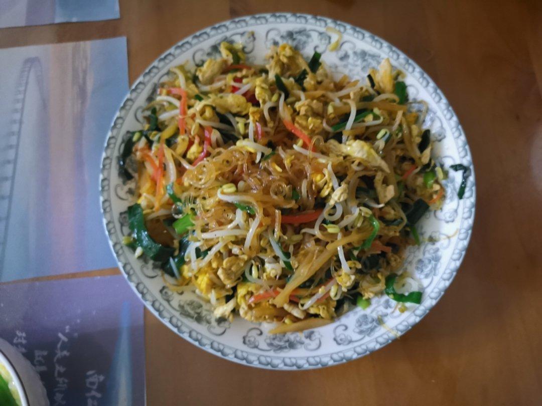 豆芽炒粉丝