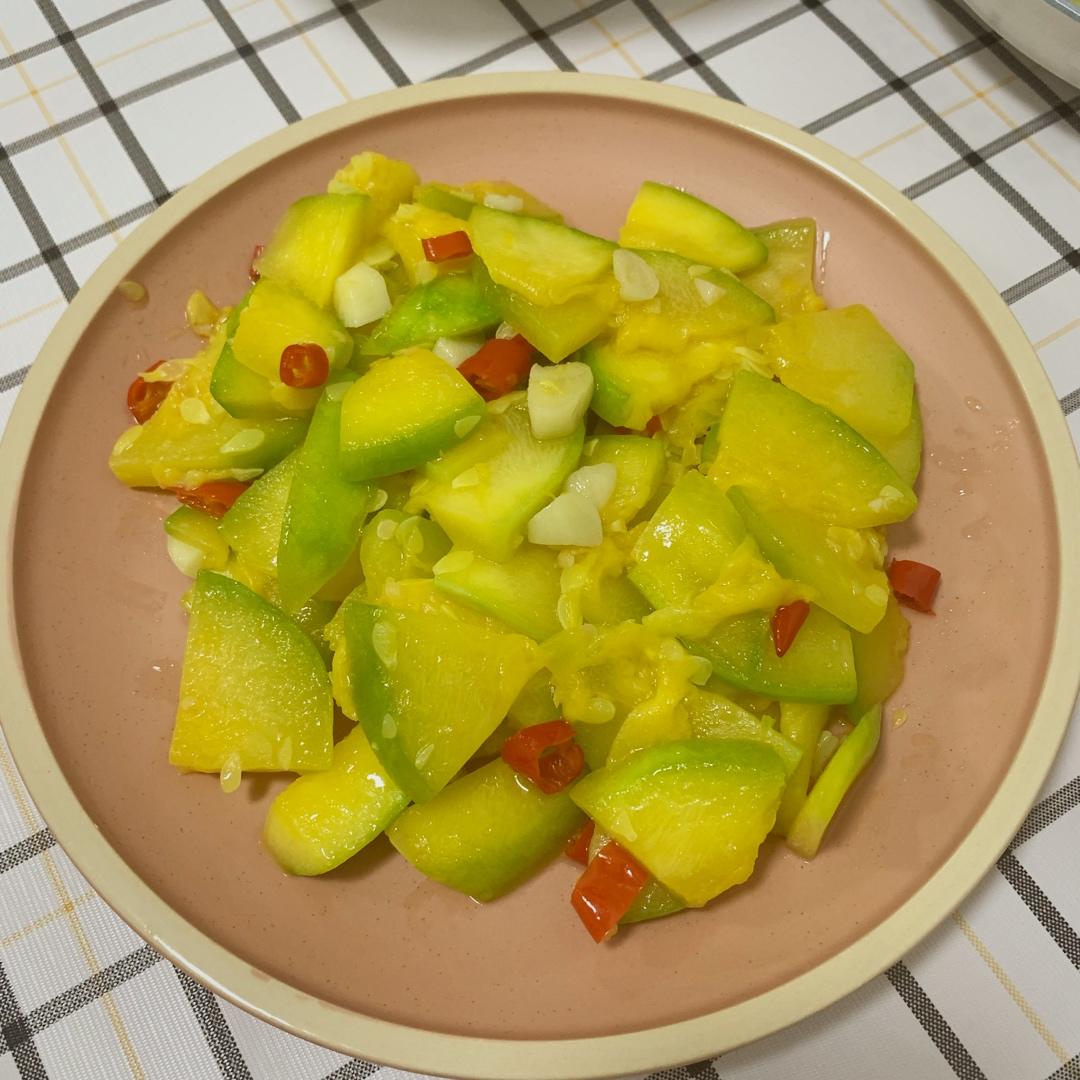 夏日吃瓜--素炒小南瓜