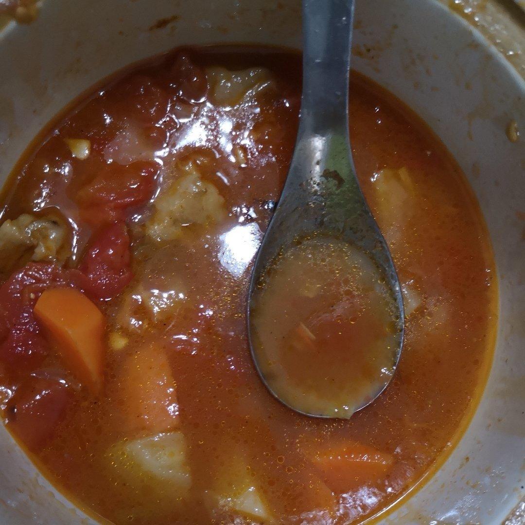 【番茄土豆炖牛腩】