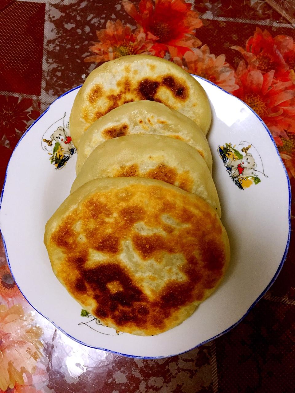 麦子_rl8p做的猪肉洋葱馅饼