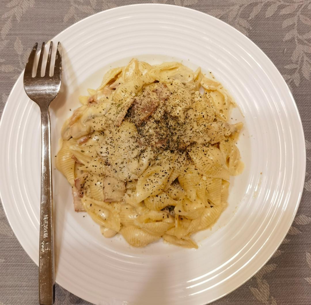 奶油蘑菇意面🍝(我的本命意面！😍)