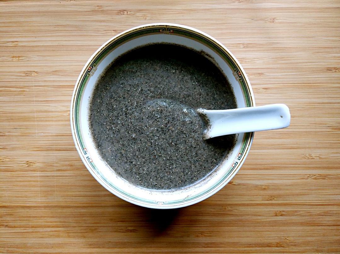 手机用户3539_ufeh做的(视频菜谱)自制冲泡型 黑芝麻糊