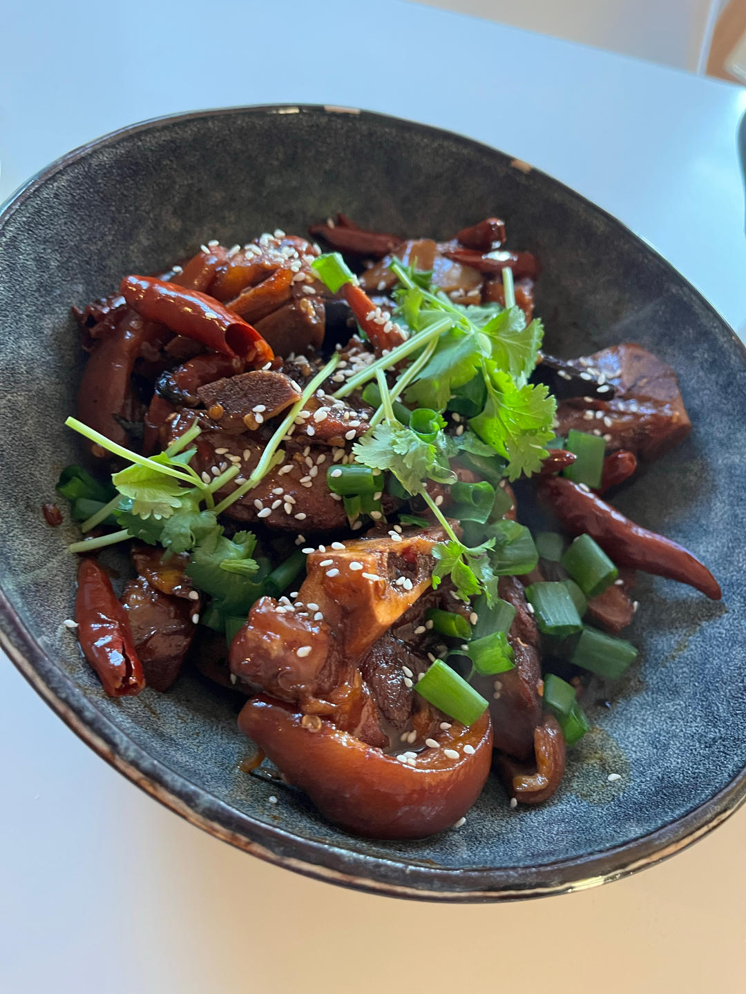 美味的家常菜：红烧猪蹄