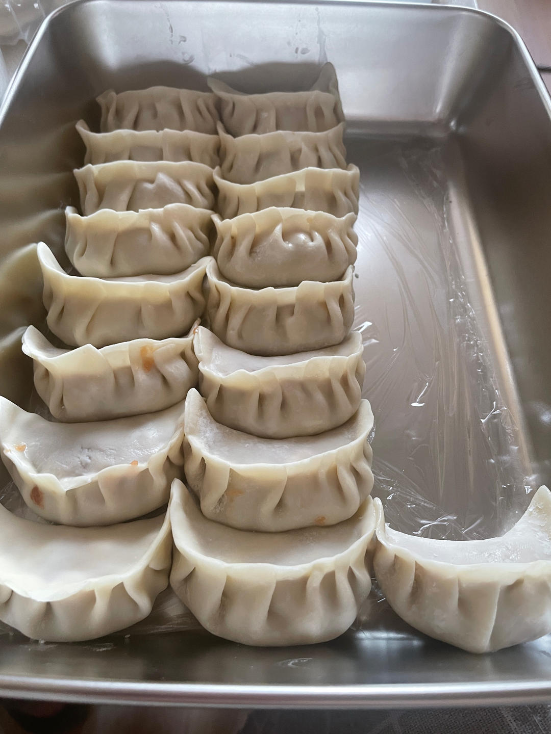 上海味道的鲜肉锅贴