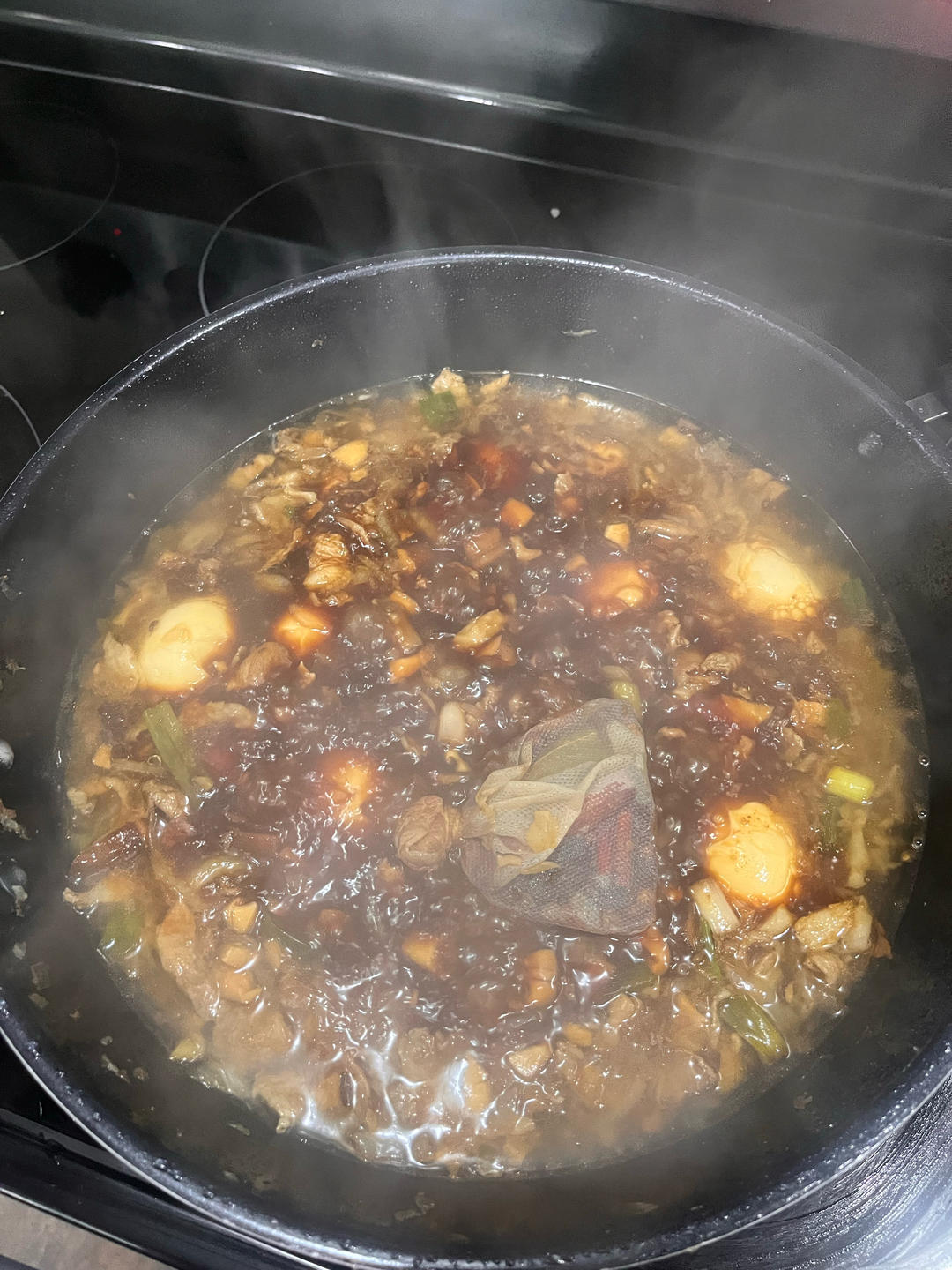 好吃到停不下来的卤肉饭