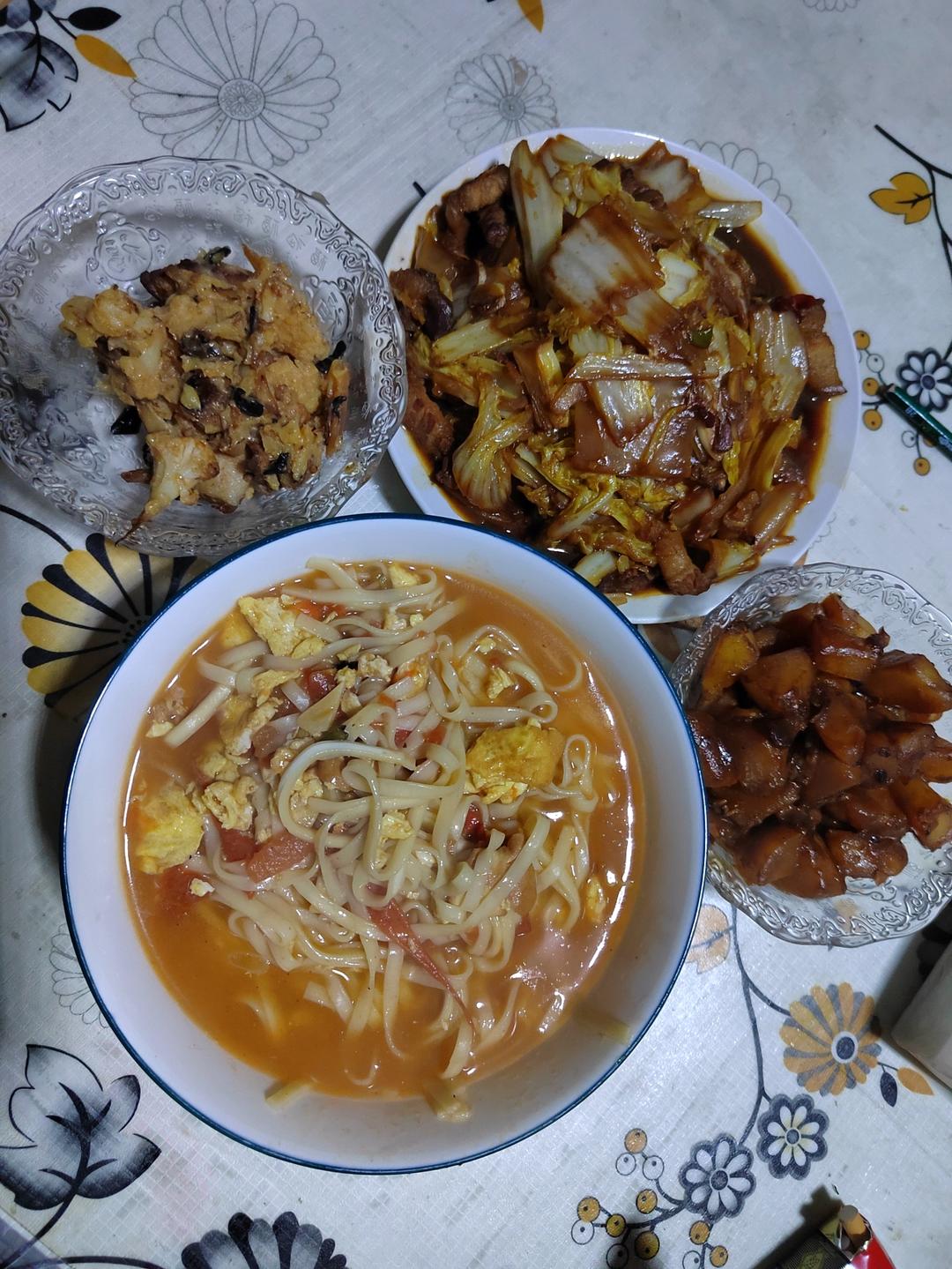 恨不得抱着锅舔的番茄鸡蛋面