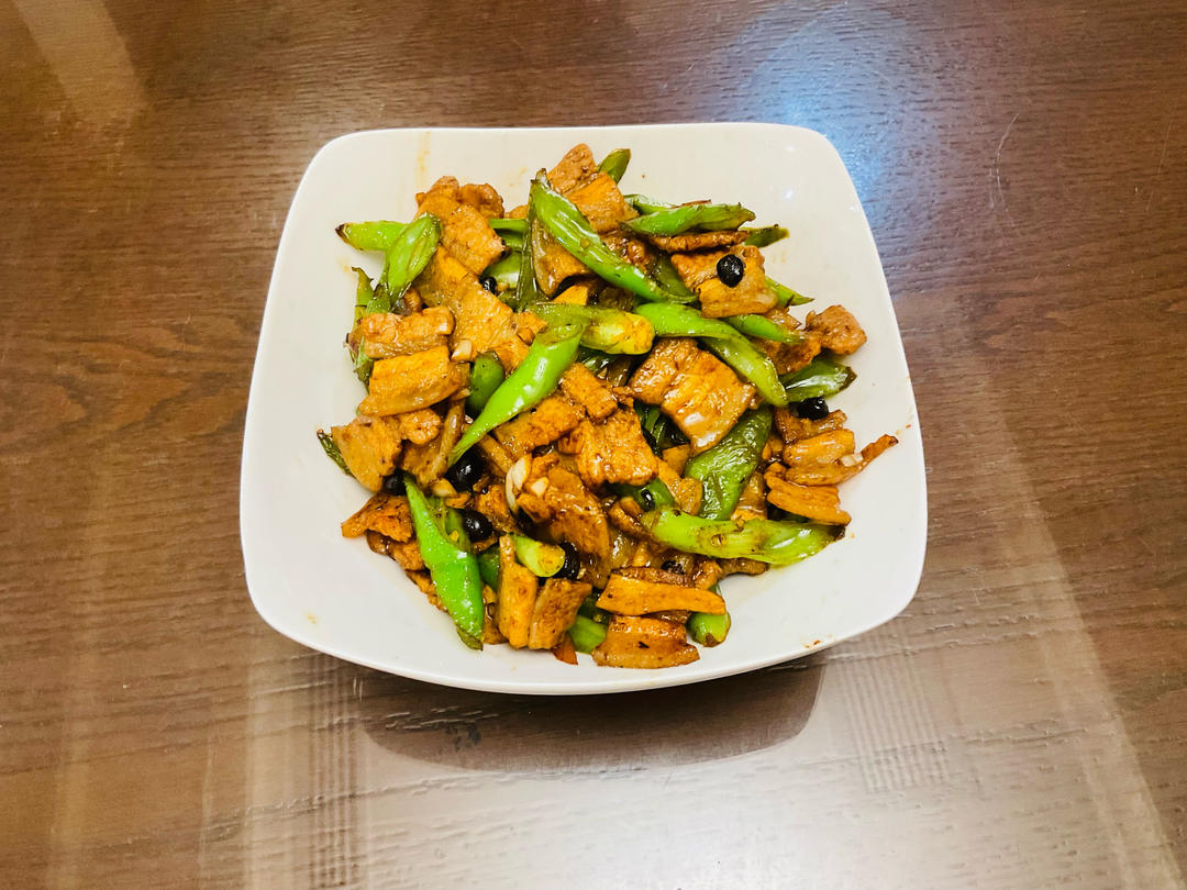 正宗辣椒炒肉