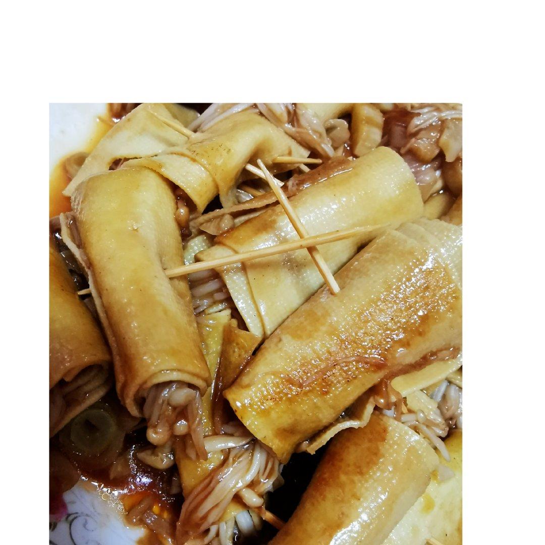 金针菇豆皮卷