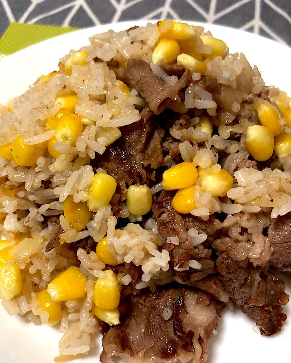 日式肥牛玉米炒饭