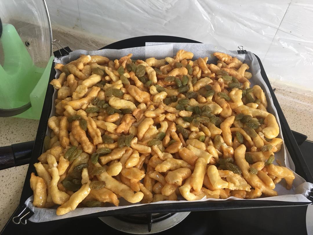 玫瑰花瓣萨其马