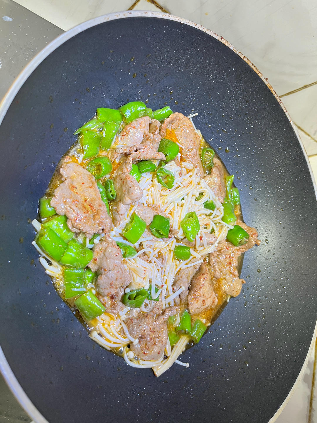 金针菇嫩牛肉