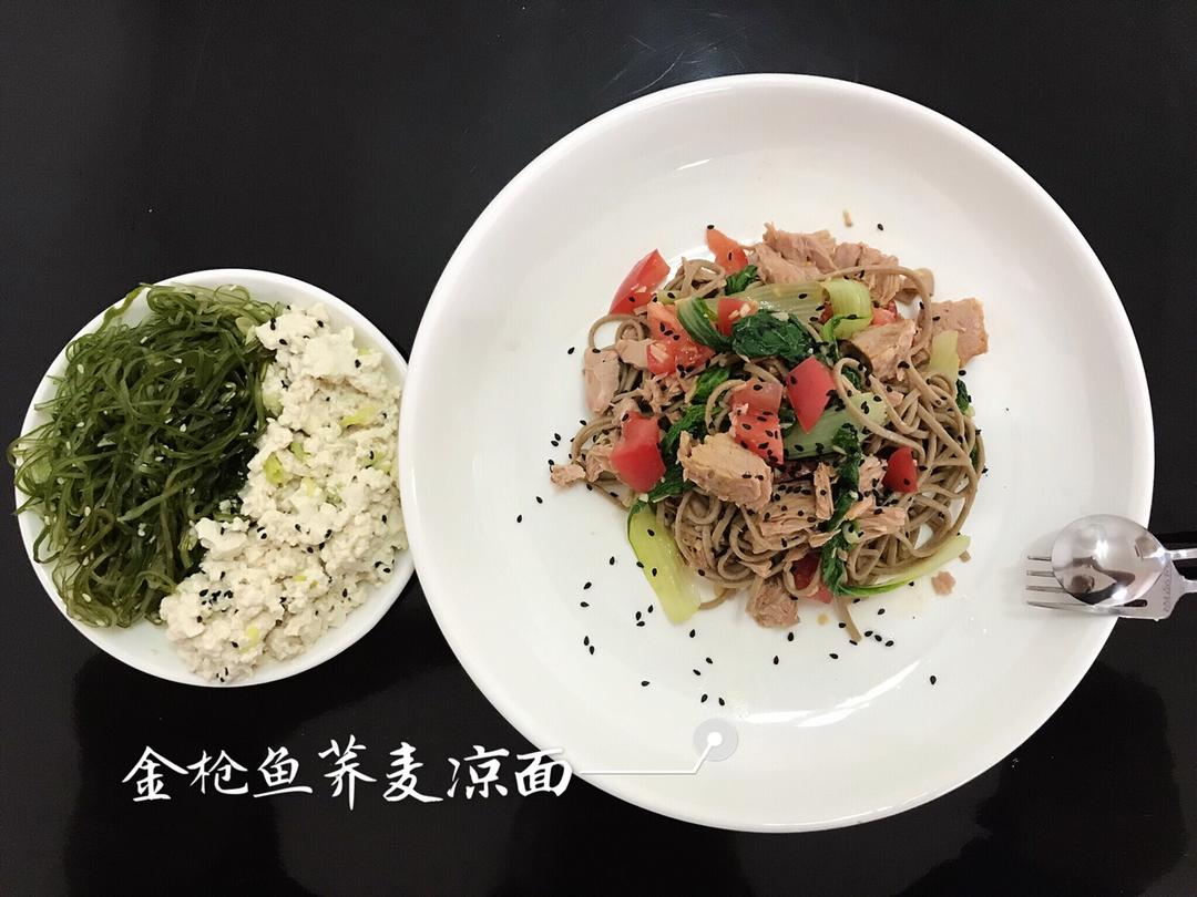 黄瓜芝香凉拌面丨健康·三餐
