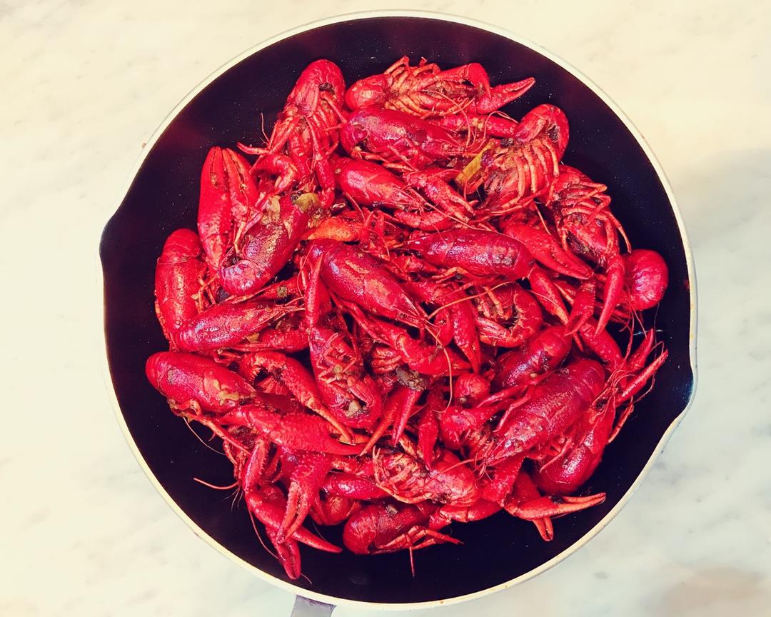 🦞麻辣小龙虾🦞川味蒜蓉🌶北京人的夏夜大餐の麻小儿🌶的做法