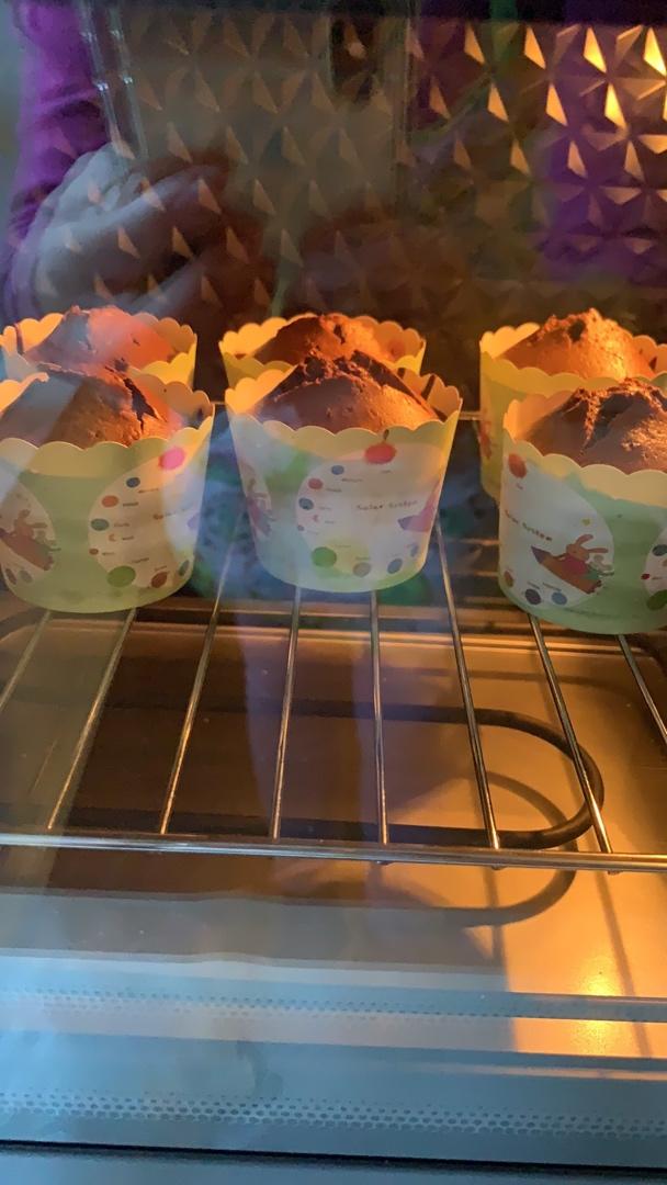 莫尼卡美食厨房：爆浆巧克力蛋糕