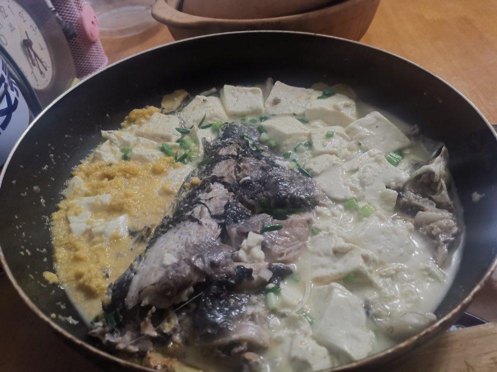 奶白鲫鱼豆腐汤|一条鱼最后的温柔