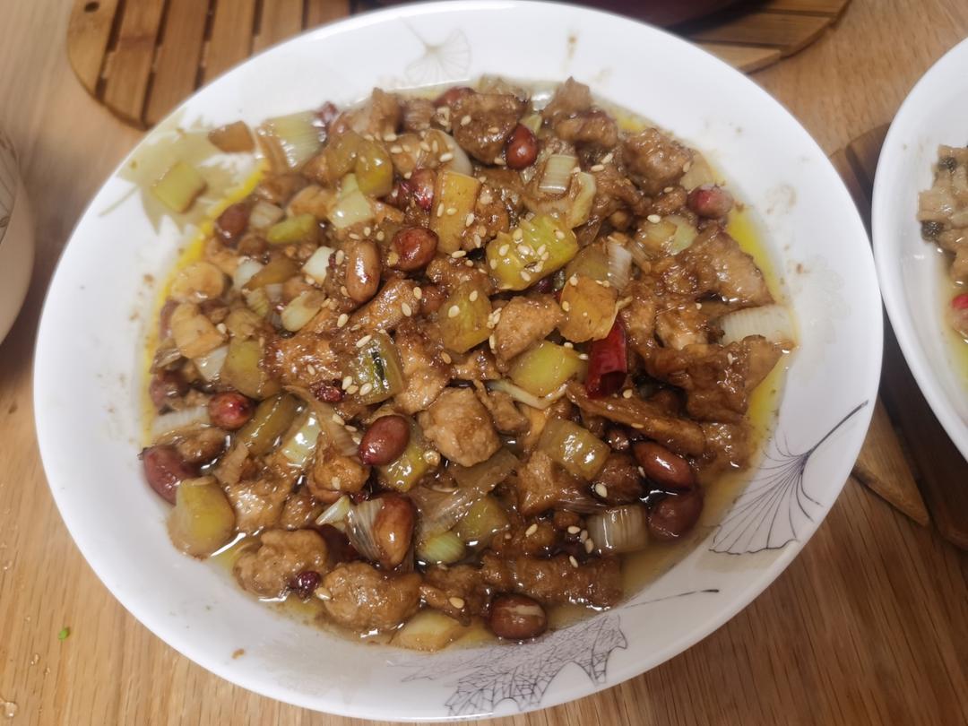 宫保鸡丁！最正宗最讲究的做法！