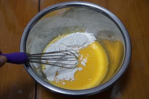 水果奶油蛋糕（详细版6寸戚风蛋糕胚）的做法 步骤7