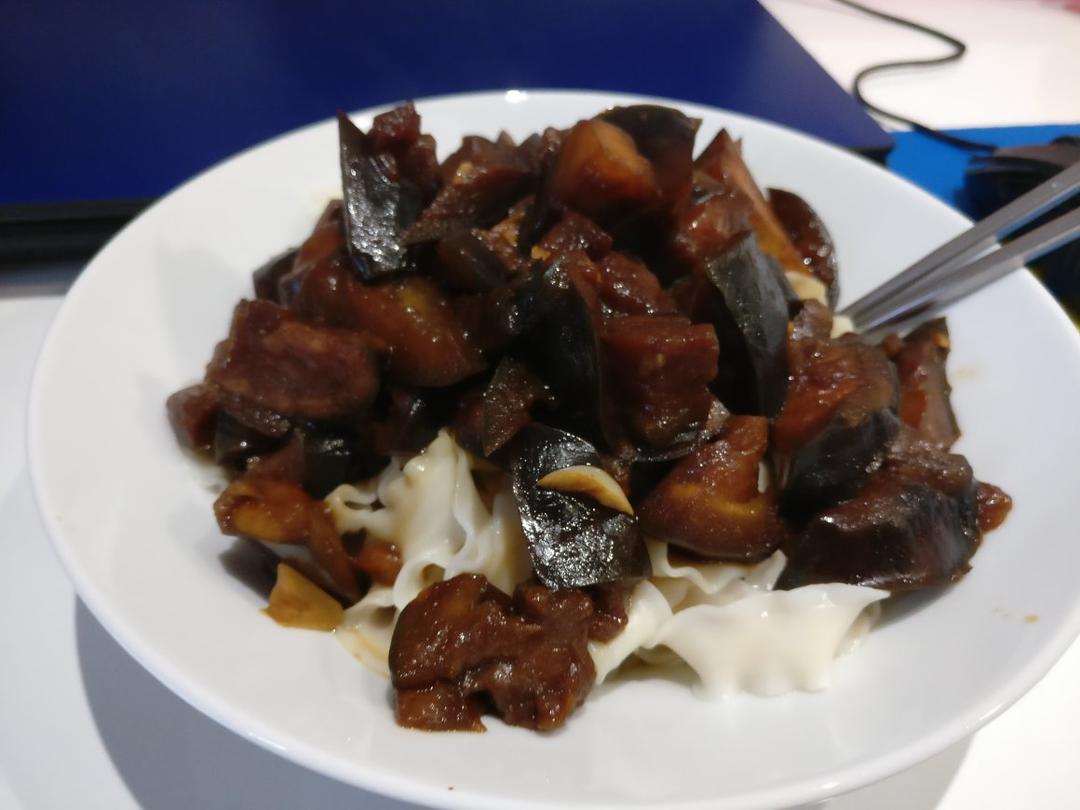 茄子焖面