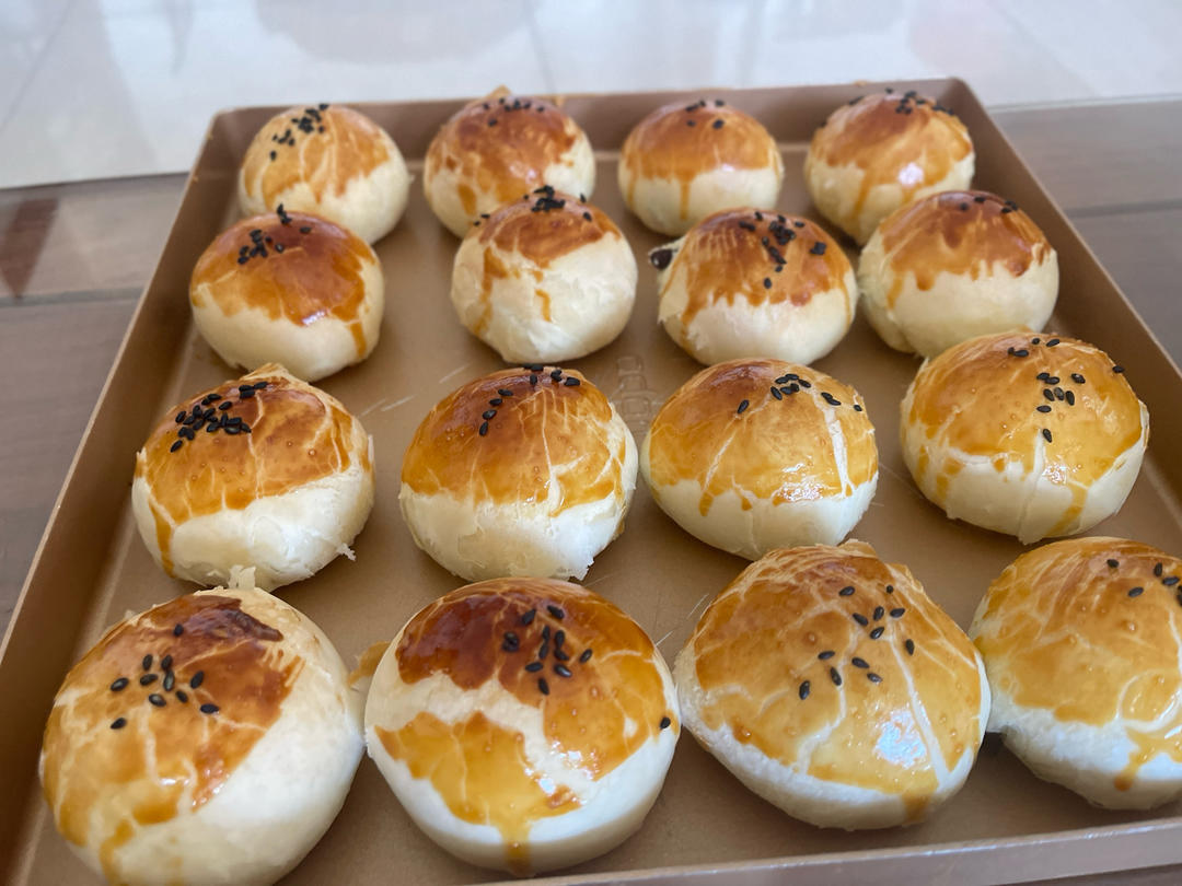 超简单 免揉 酥掉渣的蛋黄酥(超详细附全程视频)不破酥『万能酥皮』