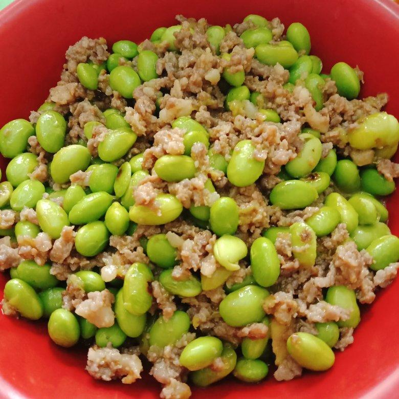 闵suga的小holly做的青豆炒肉末