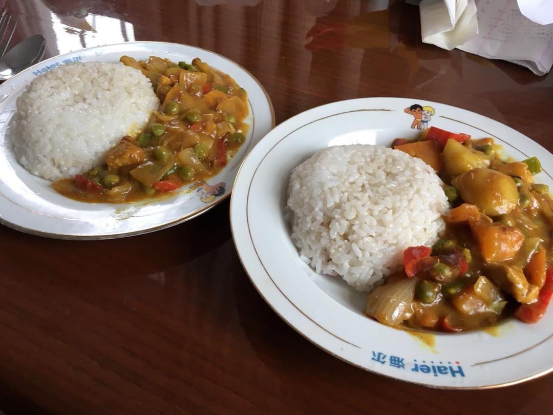 咖喱鸡肉饭