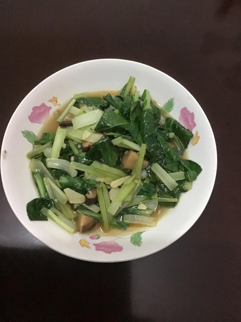 清炒香菇青菜