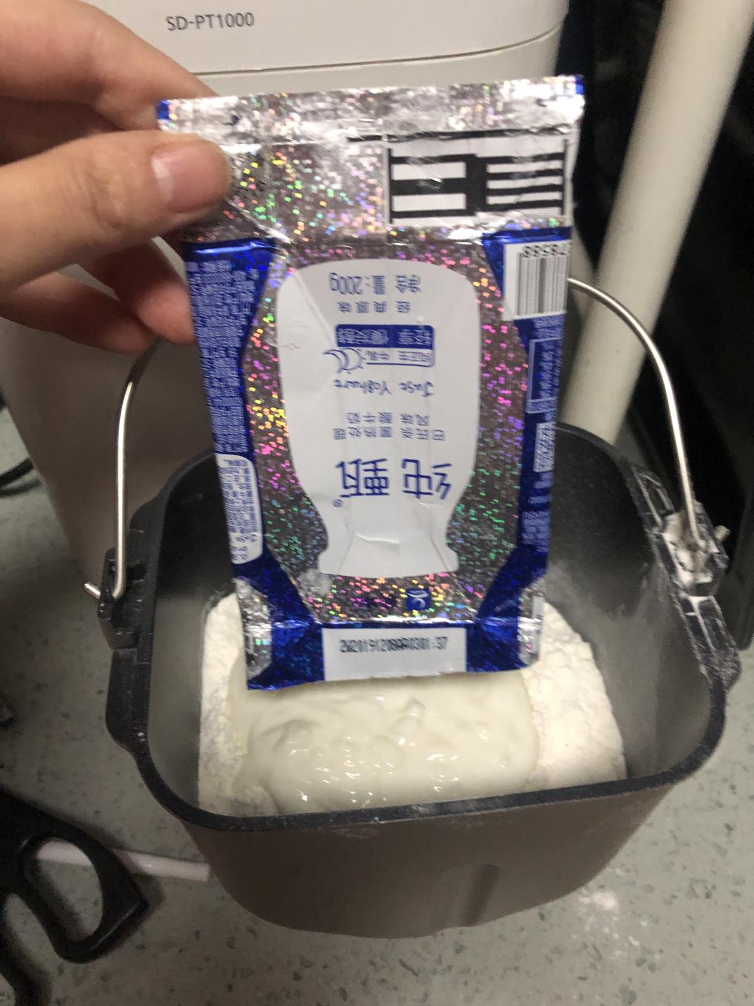 纯奶手撕吐司的做法 步骤1