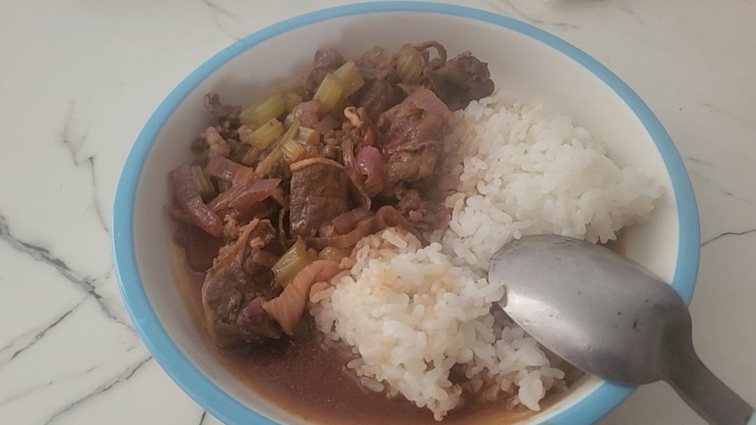 与帝国饭店媲美的洋食日料ハヤシライス