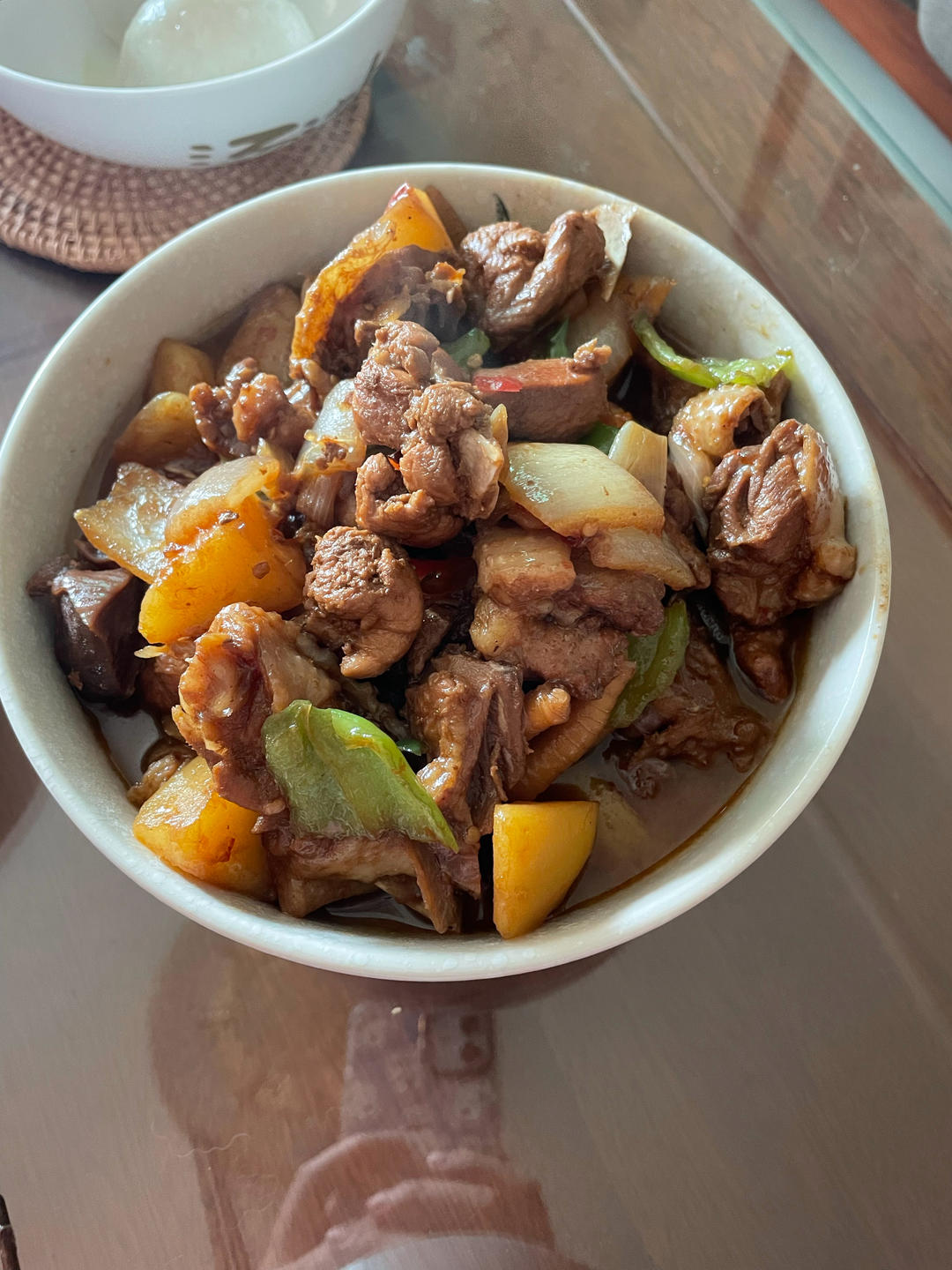 家常红烧鸡，简单又美味，快来试试吧！