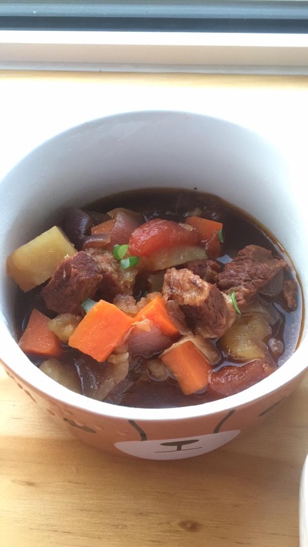 土豆炖牛肉