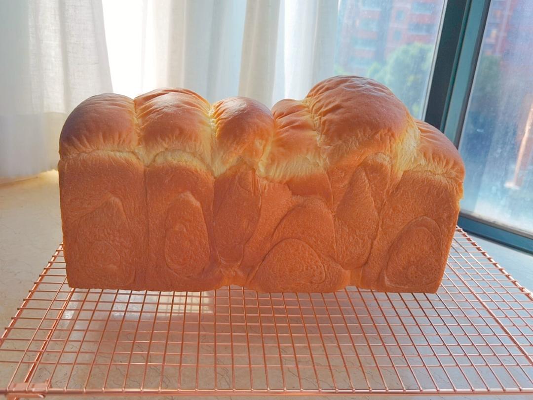 🍞消耗淡奶油吐司｜无黄油｜软绵绵｜奶香浓郁