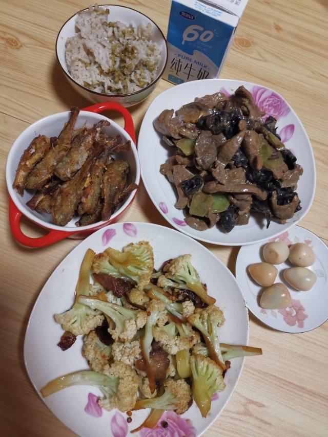 干锅有机花菜