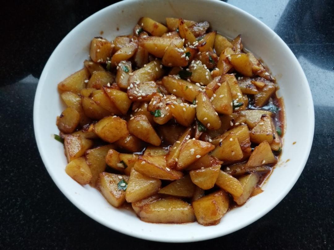 土豆🥔的灵魂吃法，烧土豆，孩子的最爱❤️
