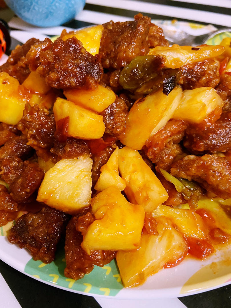 菠萝咕噜肉