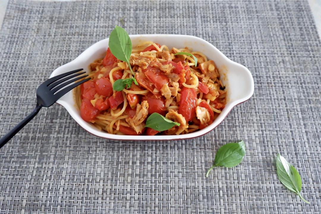 金枪鱼番茄酱意大利面 Spaghetti