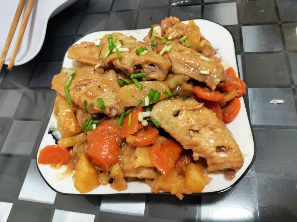 鸡翅炖土豆的做法